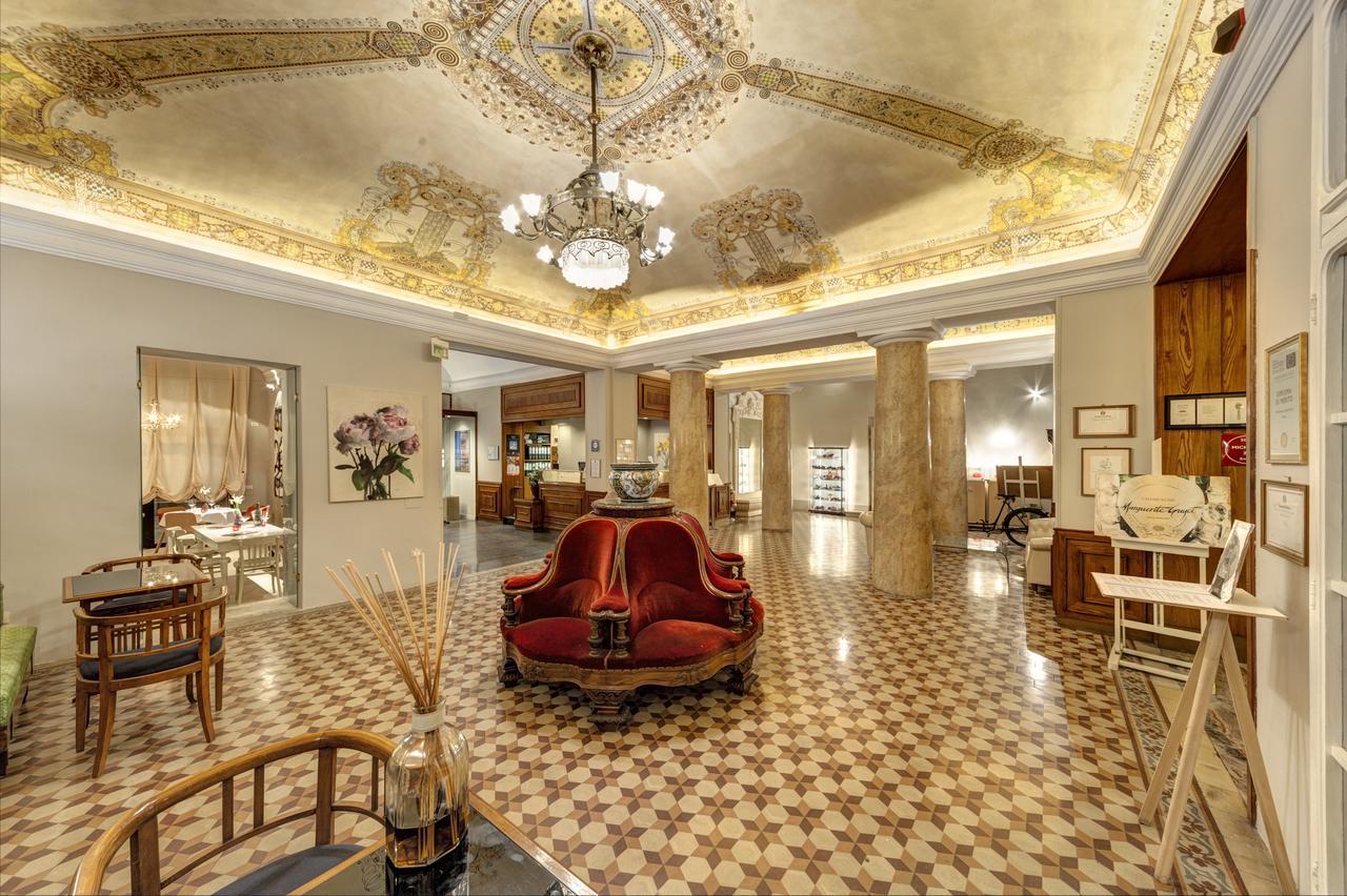 Vittoria Hotel
